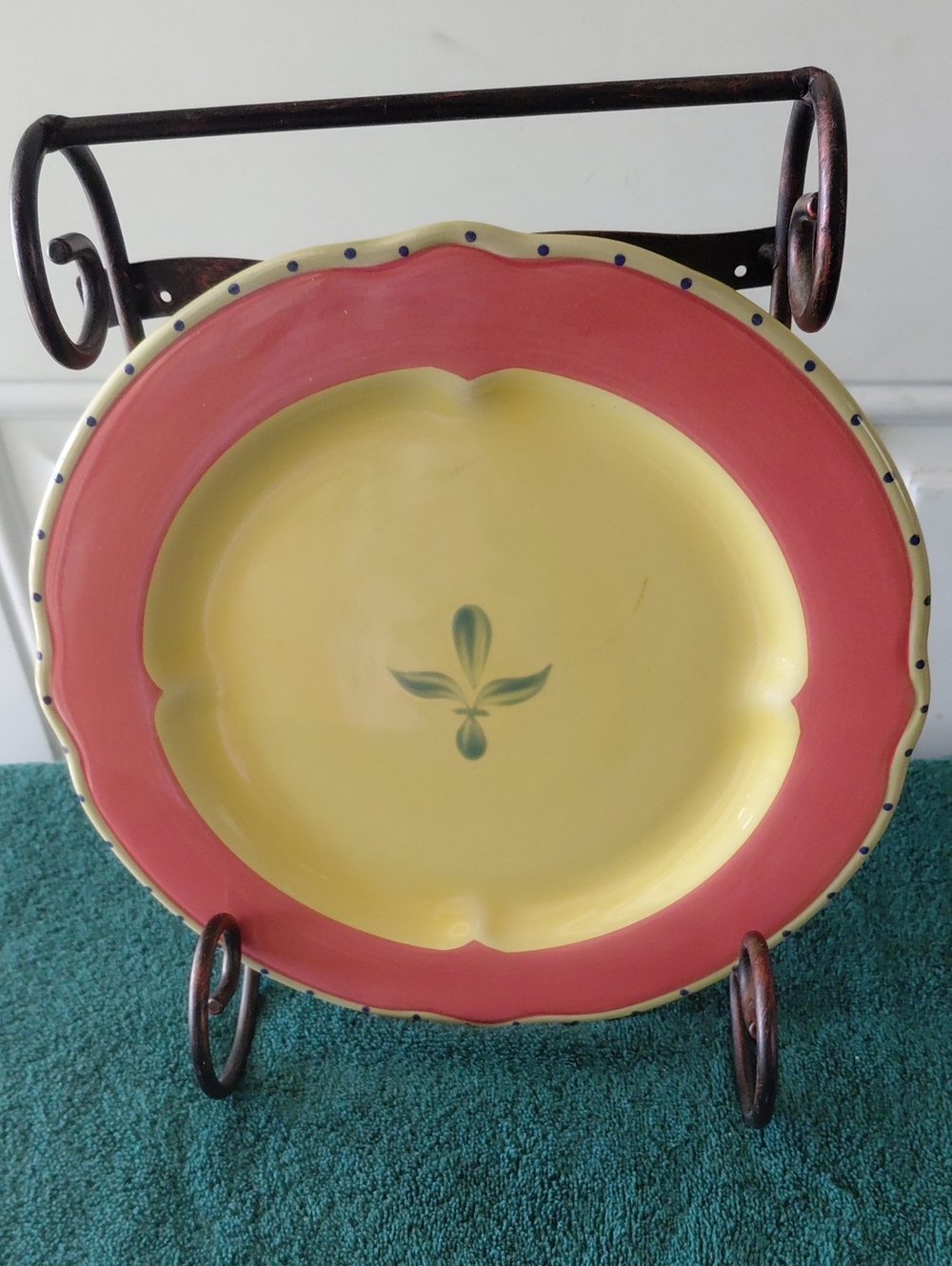 PISTOULET BY Pfatzgraff Yellow and Coral Decorative Ceramic Dinner Plate Set Of6